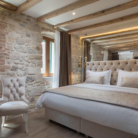 Le Premier Luxury Rooms Split Bagian luar foto