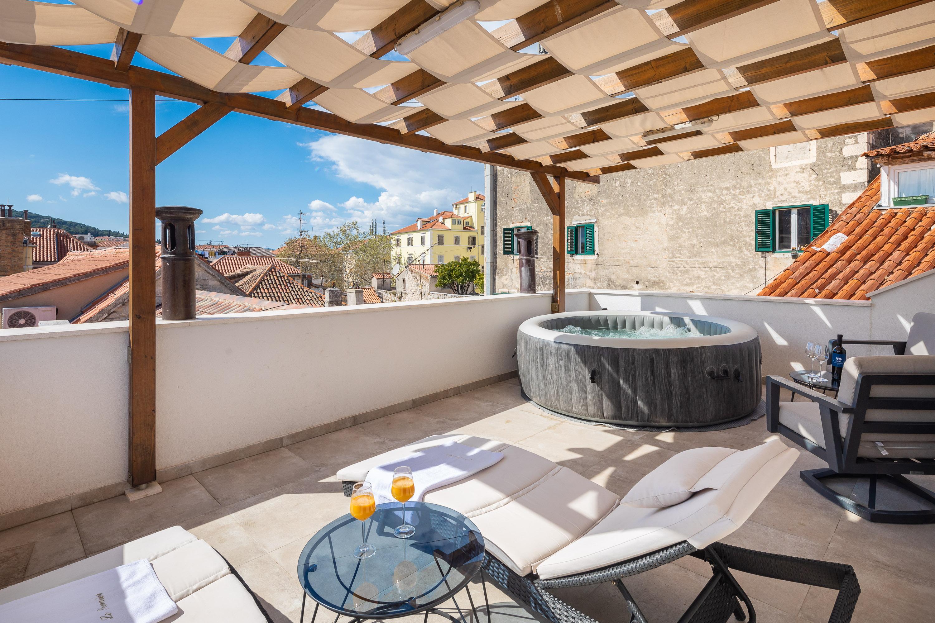 Le Premier Luxury Rooms Split Bagian luar foto