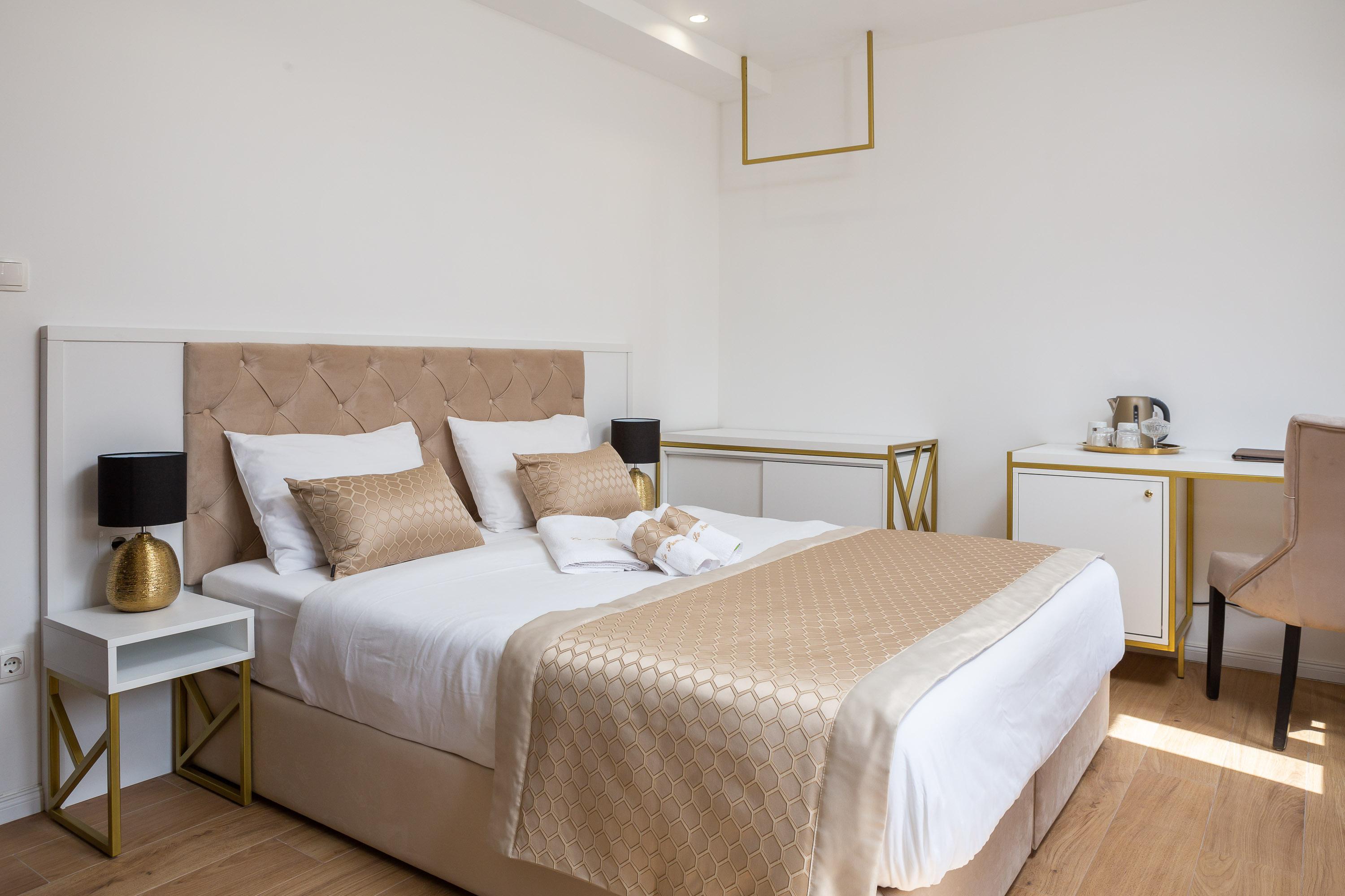 Le Premier Luxury Rooms Split Bagian luar foto